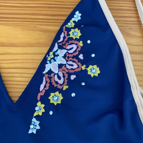 Topshop 1 piece swimsuit - Picture 7 of 7